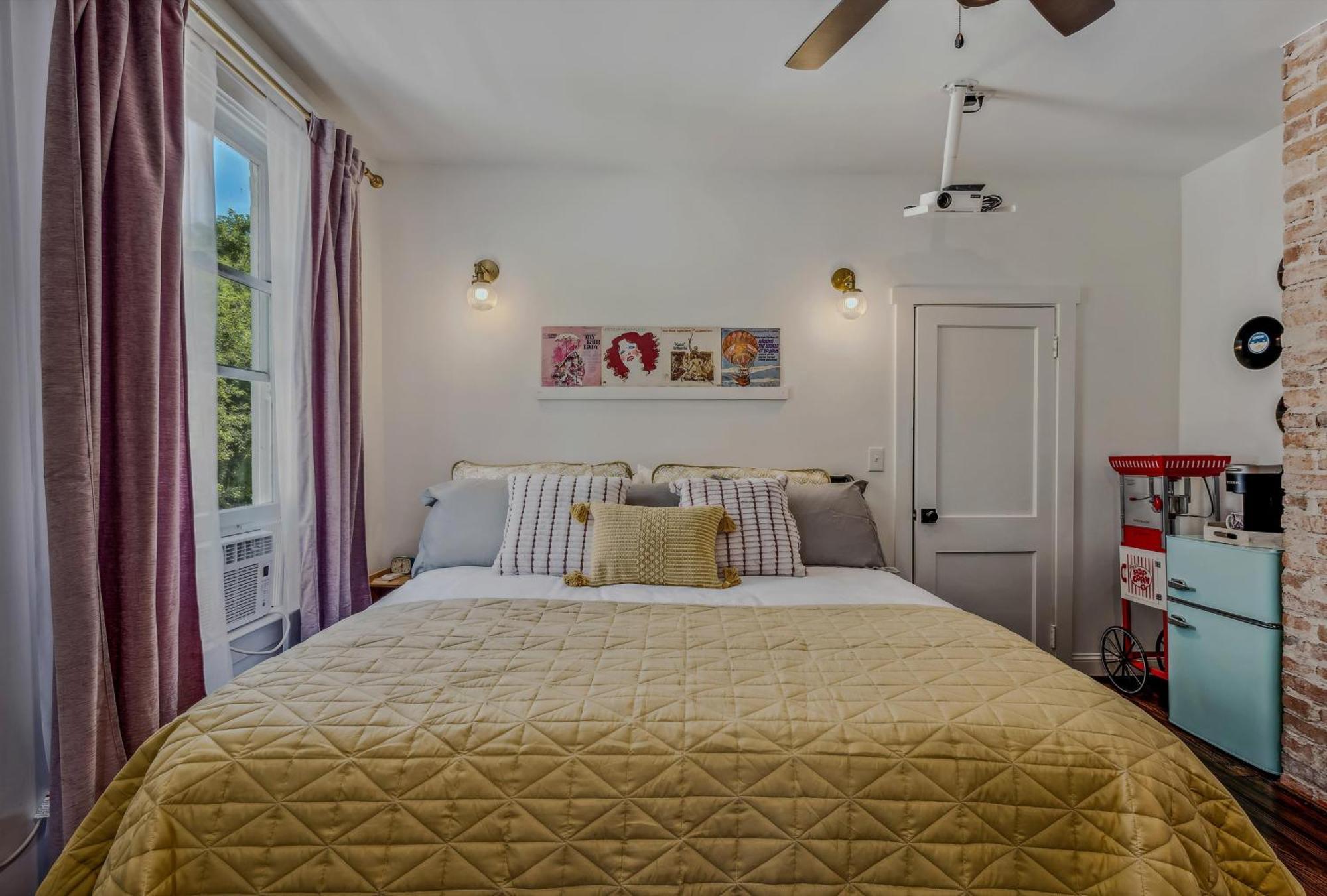 بيركلي سبرينغز The Grand Castalian Inn Bed And Breakfast المظهر الخارجي الصورة